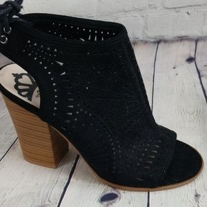 Ankle suede booties
